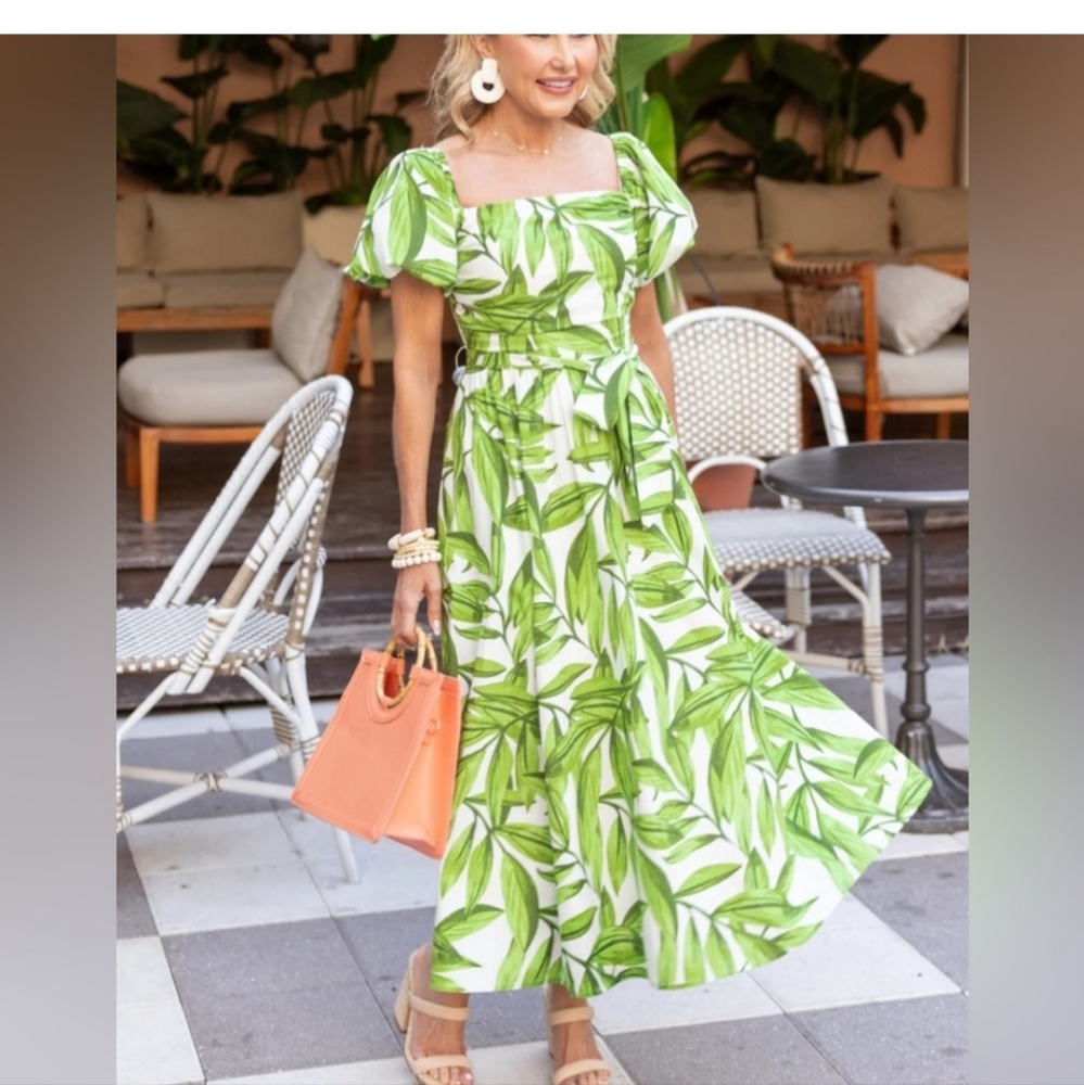 Flying Tomato TROPICAL..AVARA Shea Dress NEW W/tags ...Beach / Resort Collection